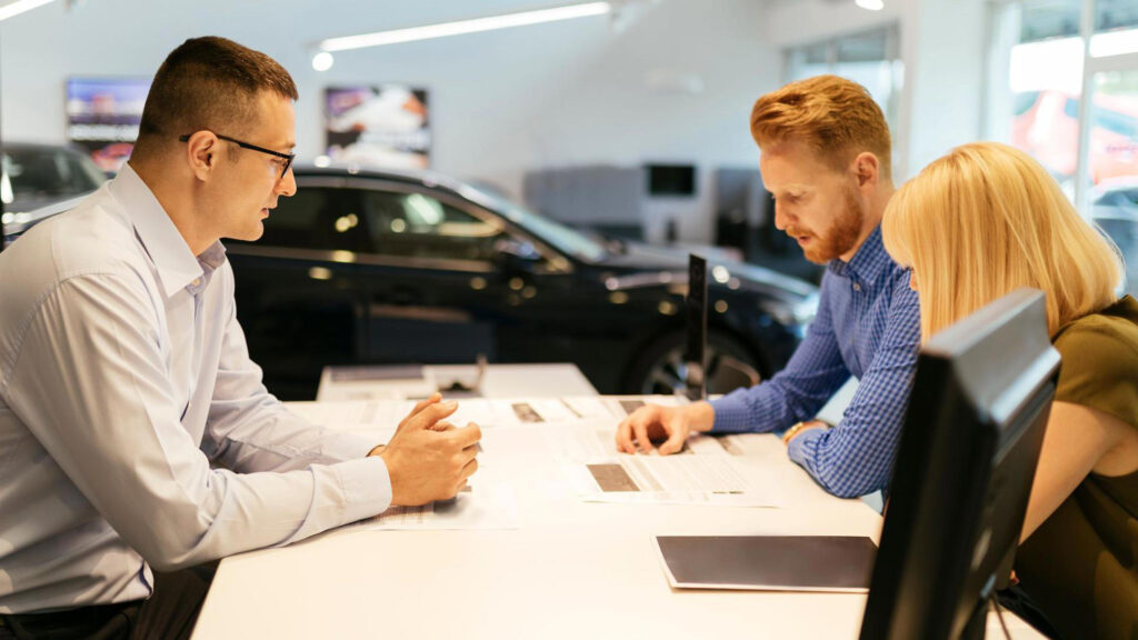 Dealership Best Practices: A Practical Playbook for High-Performing Stores in 2025